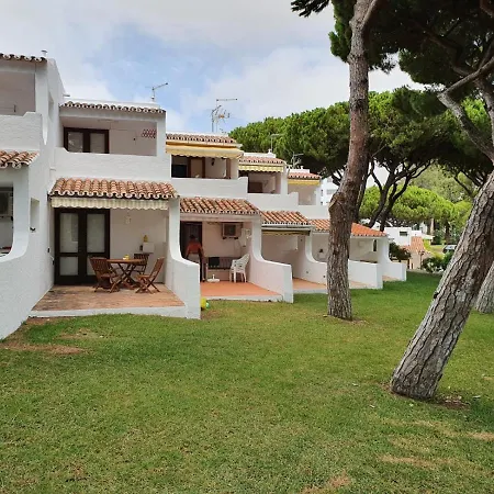 Aldeia Acoteias Feriehus *